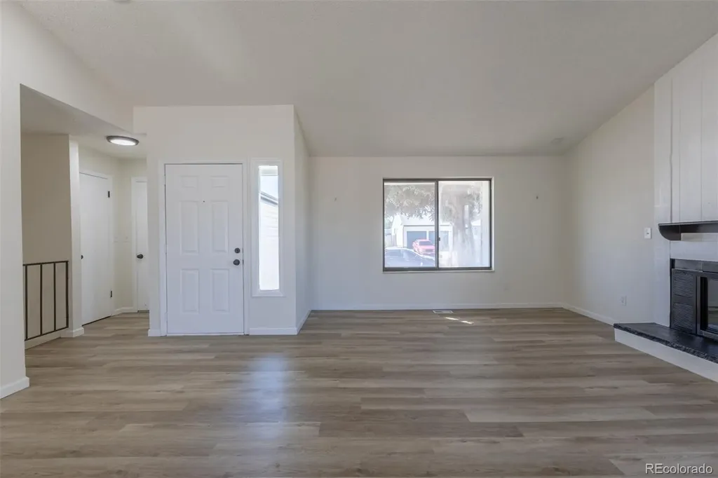 5119 Chandler Way Denver CO 80239