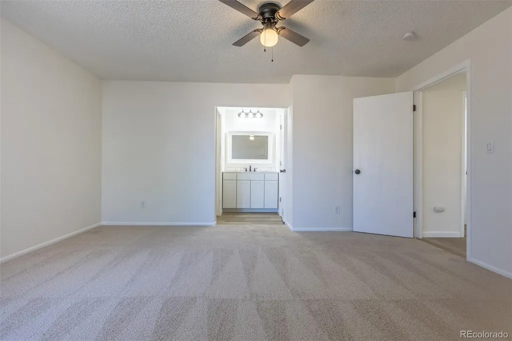 5119 Chandler Way Denver CO 80239
