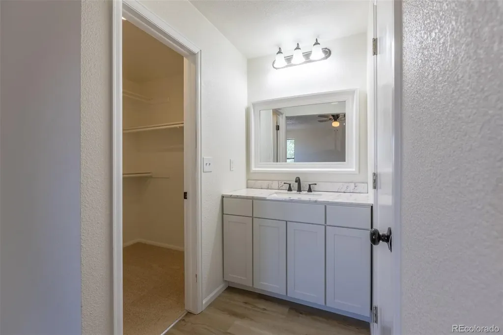 5119 Chandler Way Denver CO 80239