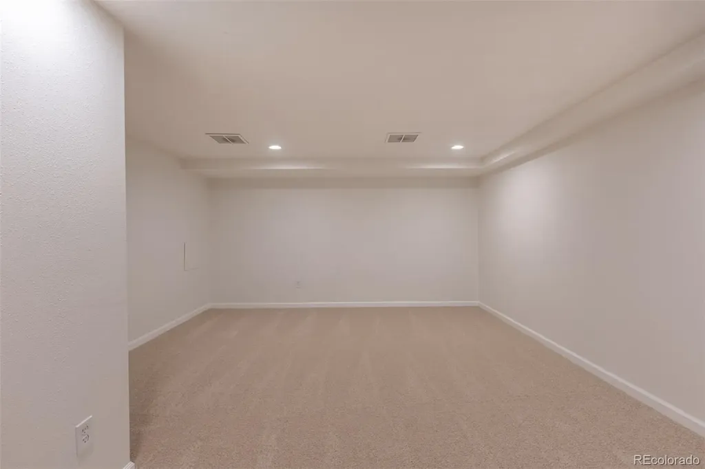5119 Chandler Way Denver CO 80239