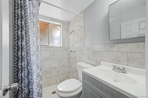 933 Newcombe Street Lakewood CO 80215