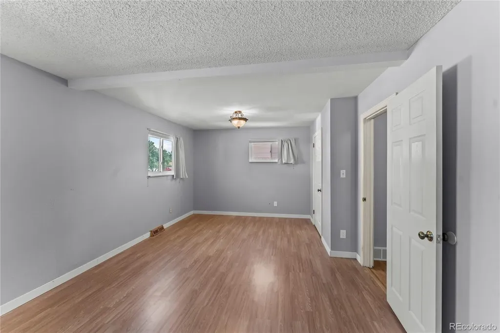 1605 Dixon Drive Colorado Springs CO 80909