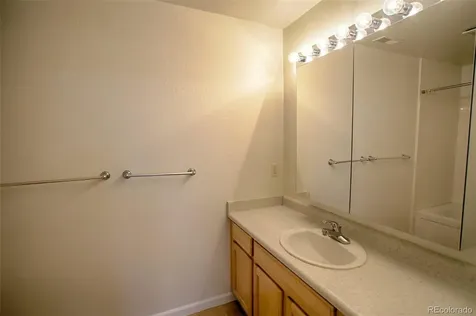 18201 E Greenwood Drive Aurora CO 80013