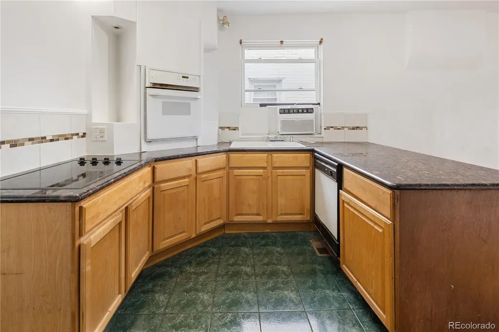 2045 S Acoma Street Denver CO 80223