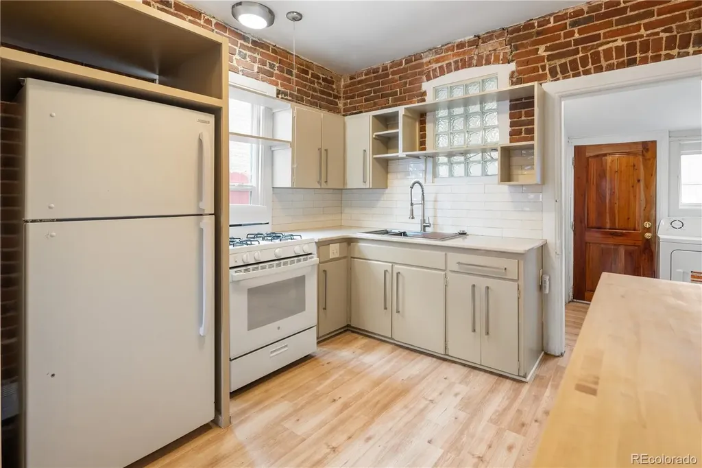 2045 S Acoma Street Denver CO 80223