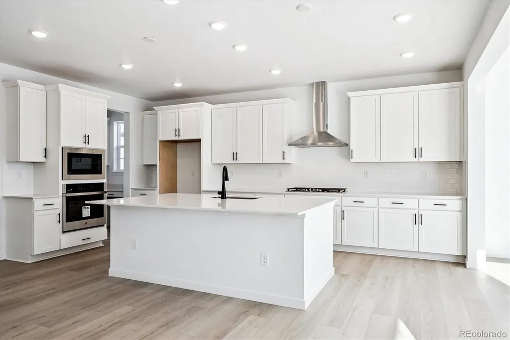 2132 S Irvington Street Aurora CO 80018