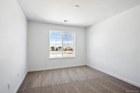 2132 S Irvington Street Aurora CO 80018