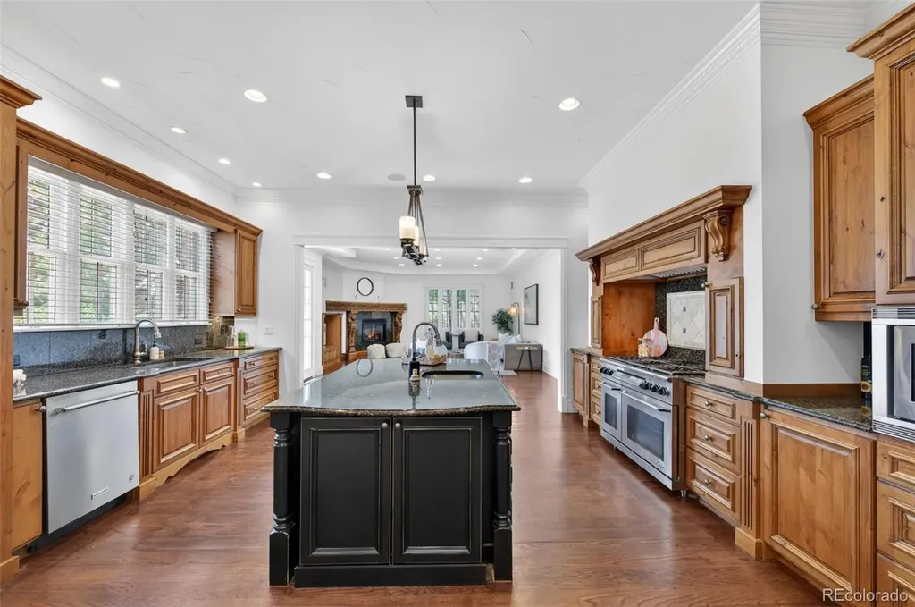 7600 E 6th Avenue Denver CO 80230