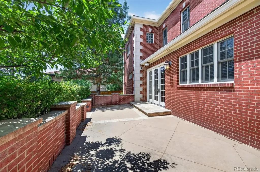 7600 E 6th Avenue Denver CO 80230