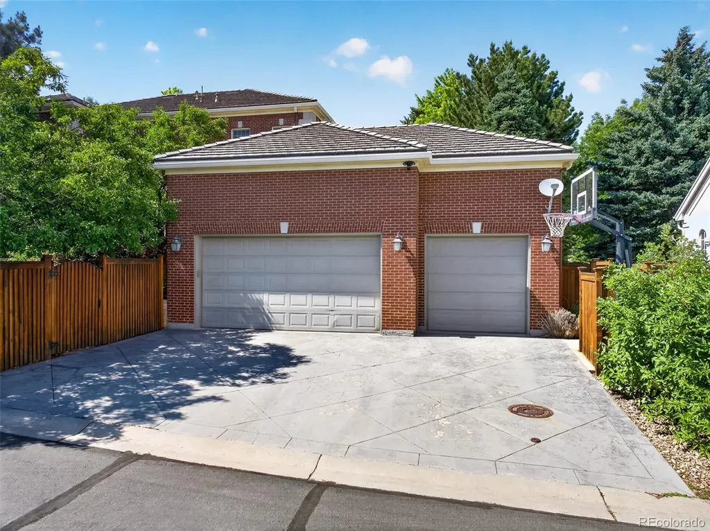 7600 E 6th Avenue Denver CO 80230