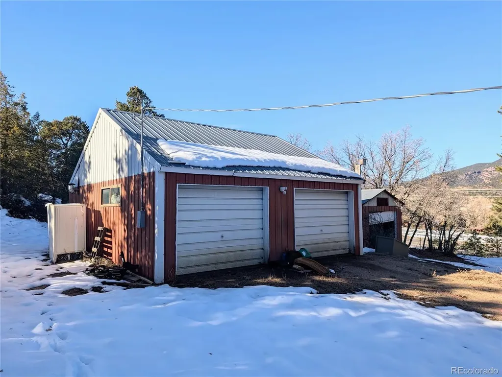 9564 Us Highway 50 Howard CO 81233