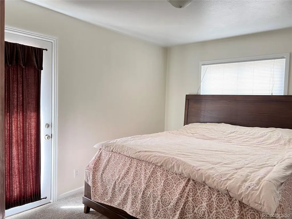 2271 S Vrain Street Denver CO 80219