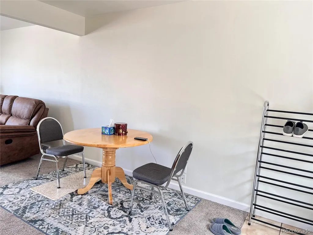 2271 S Vrain Street Denver CO 80219