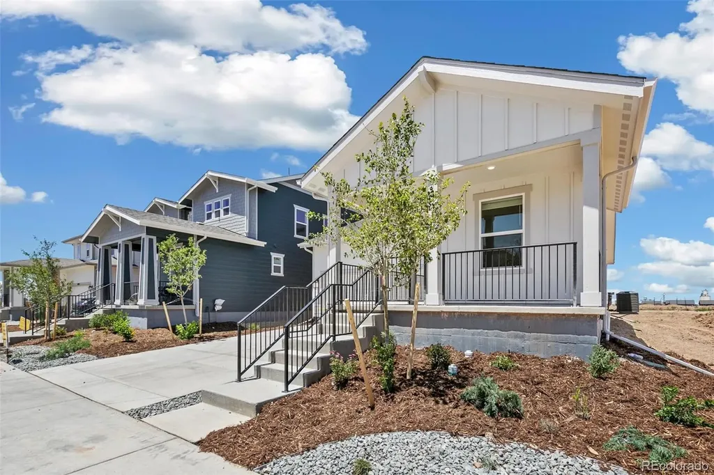 47357 Bluebell Avenue Bennett CO 80102