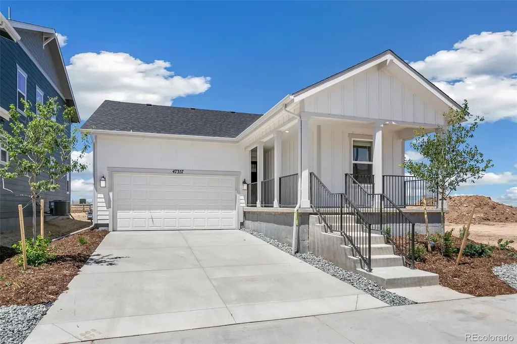 47357 Bluebell Avenue Bennett CO 80102