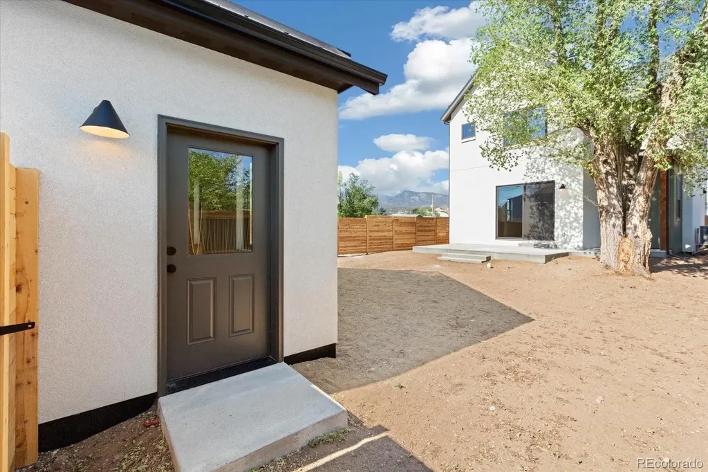 417 Palmer Salida CO 81201