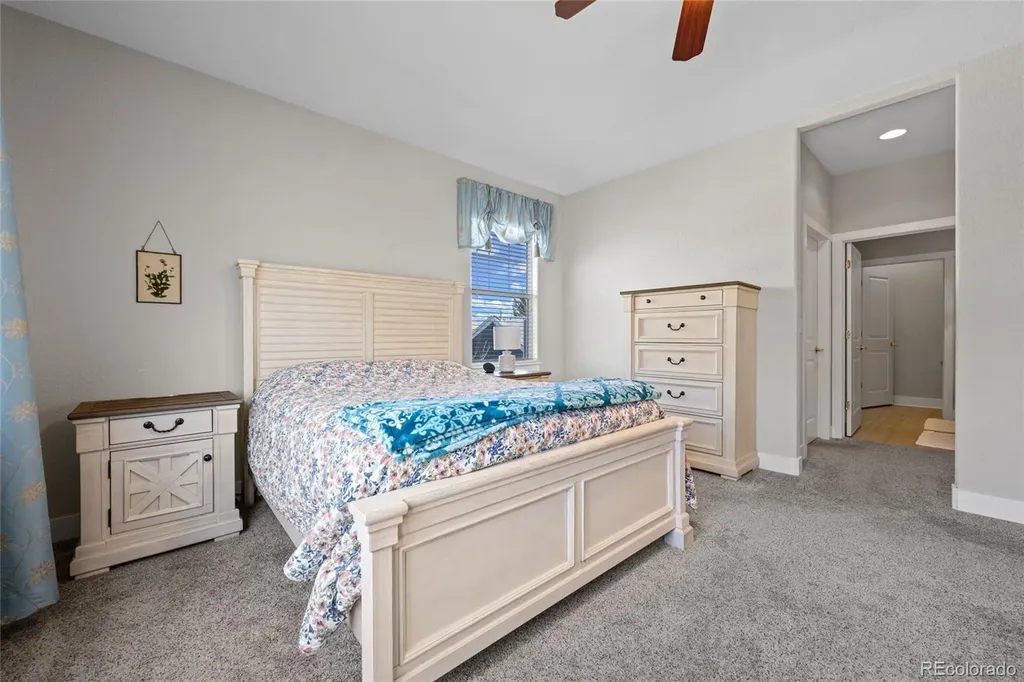 21527 E Smoky Hill Road Aurora CO 80015
