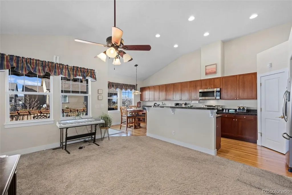 21527 E Smoky Hill Road Aurora CO 80015
