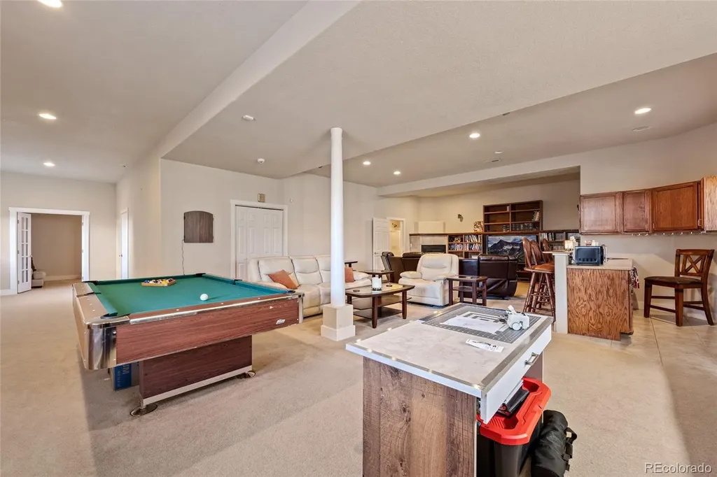 21527 E Smoky Hill Road Aurora CO 80015
