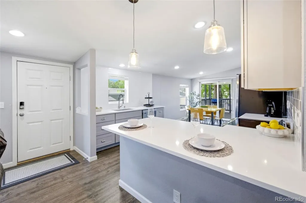 1845 S Clark Street Aurora CO 80011