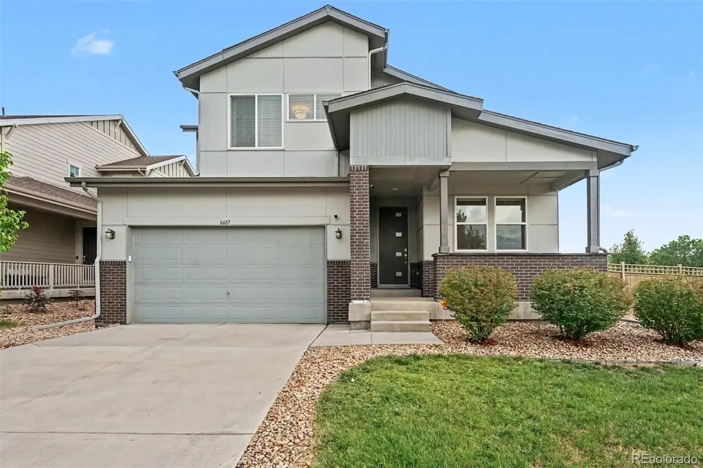 6687 W Jewell Place Denver CO 80227