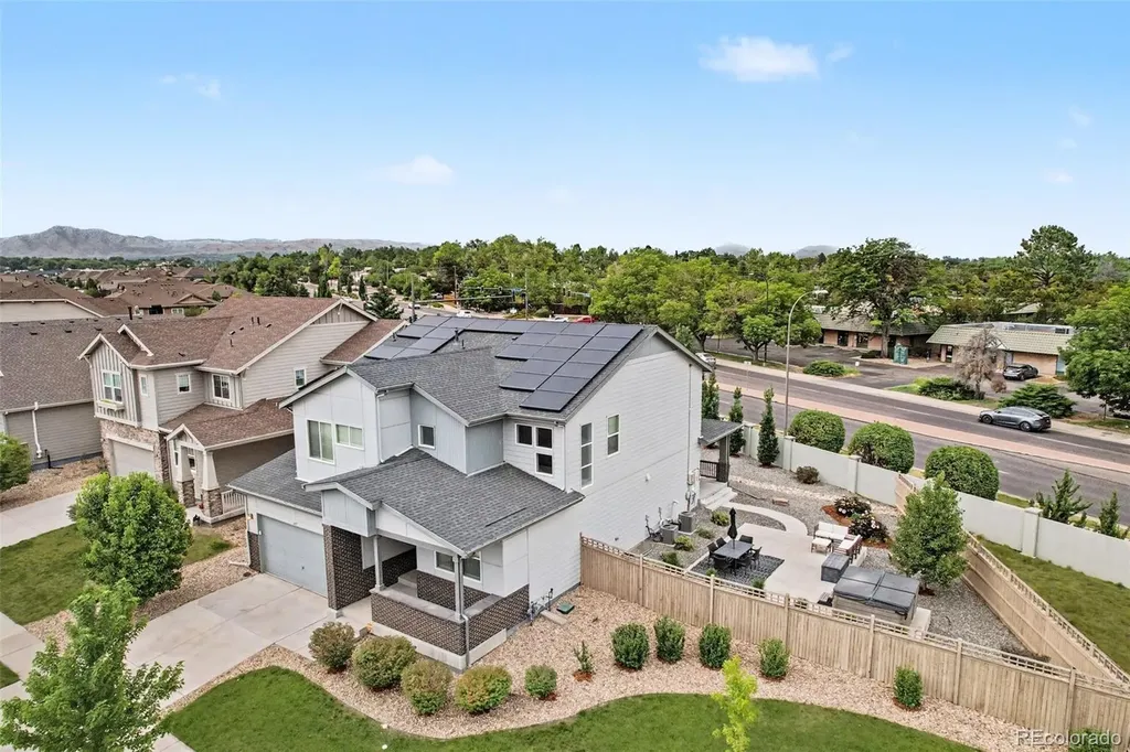 6687 W Jewell Place Denver CO 80227