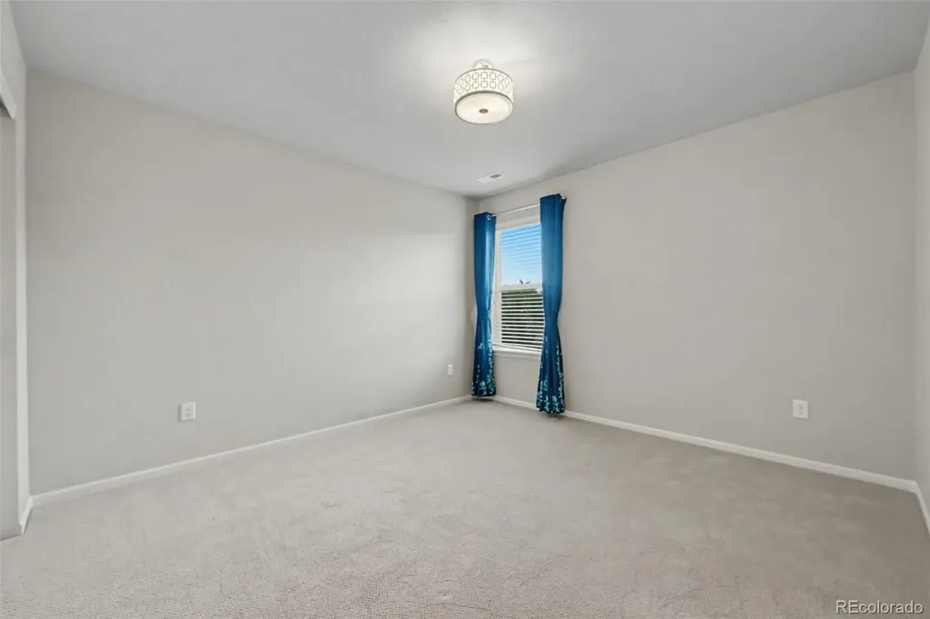 6687 W Jewell Place Denver CO 80227