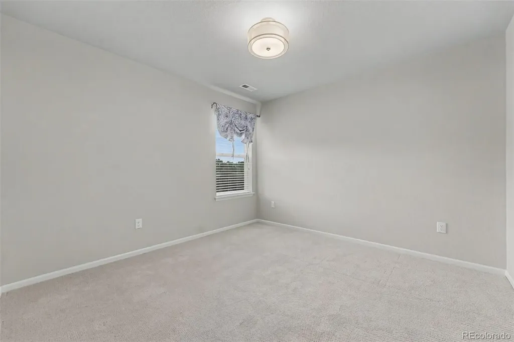 6687 W Jewell Place Denver CO 80227