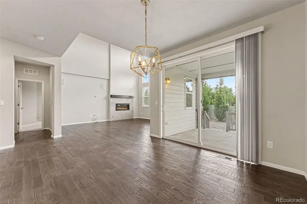 6687 W Jewell Place Denver CO 80227
