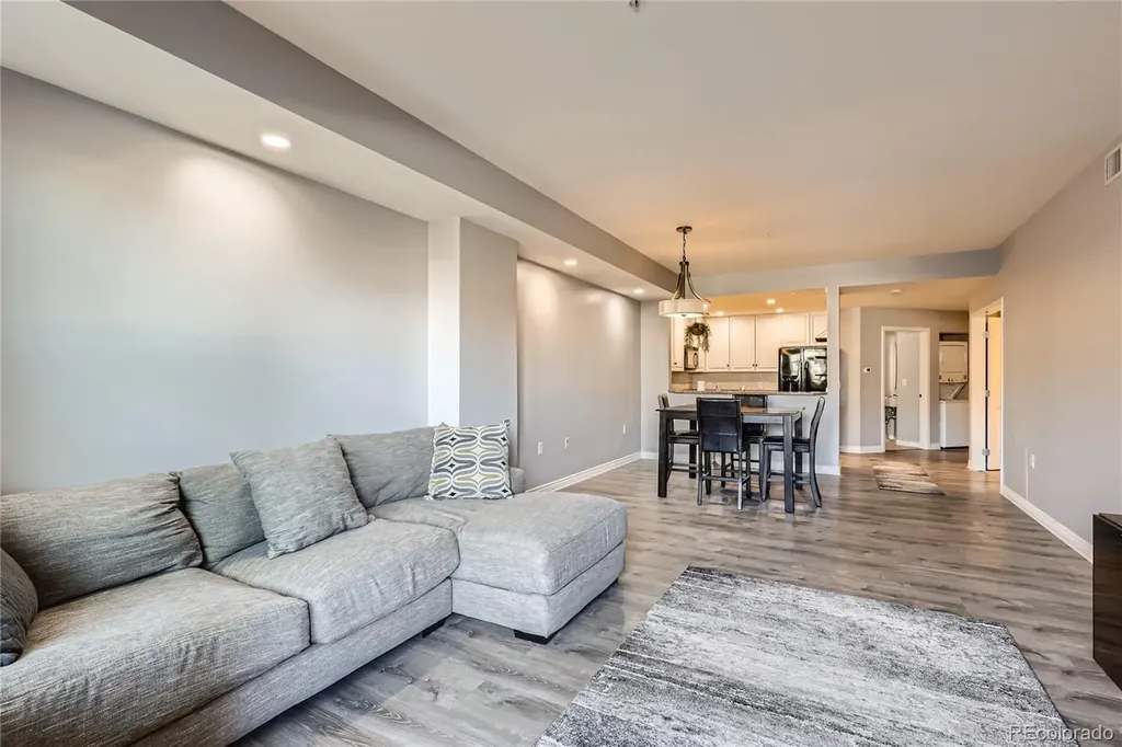 975 N Lincoln Street Denver CO 80203