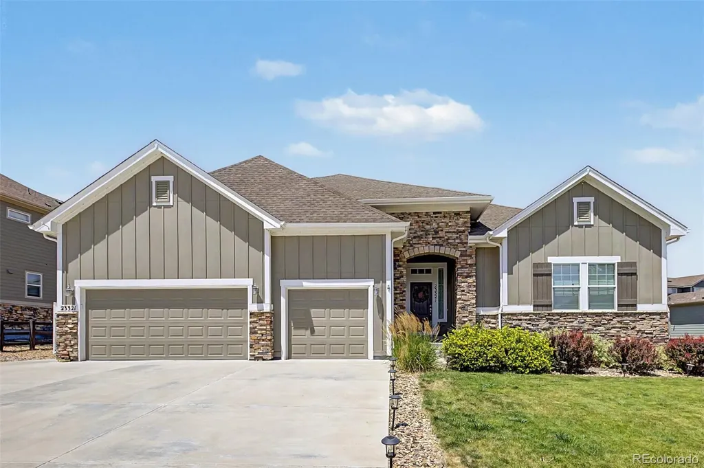 23321 E Rockinghorse Parkway Aurora CO 80016