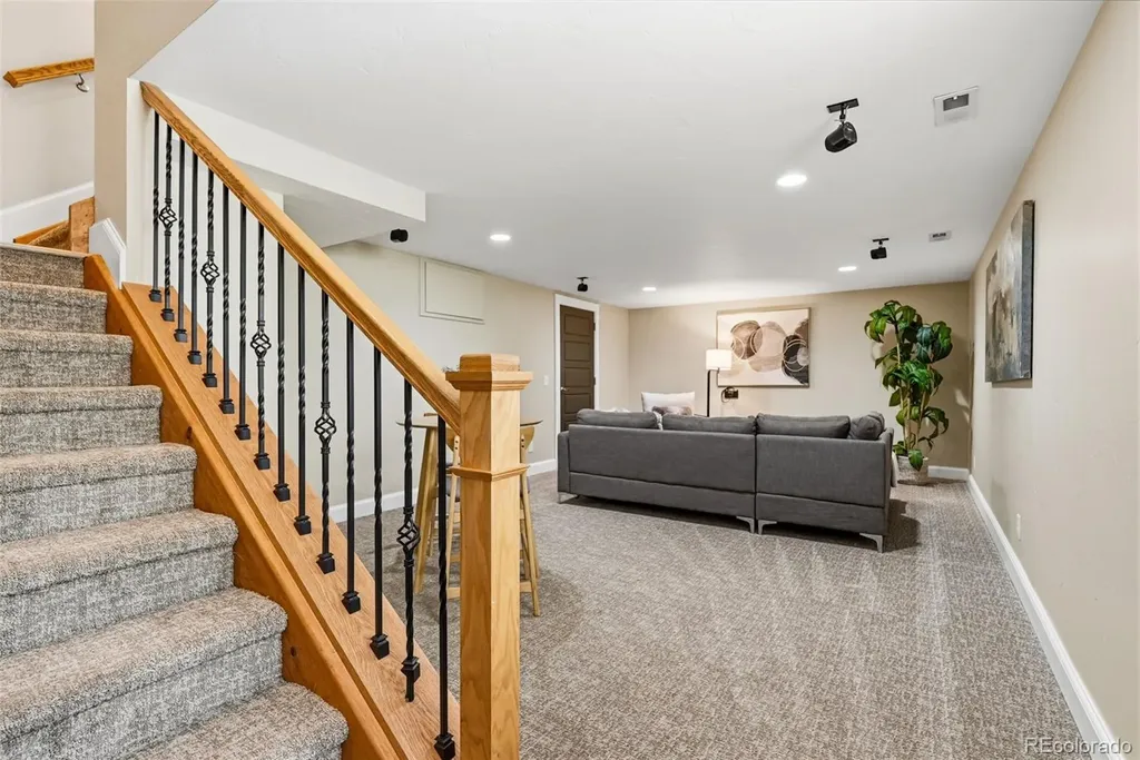 2335 Balsam Street Lakewood CO 80214