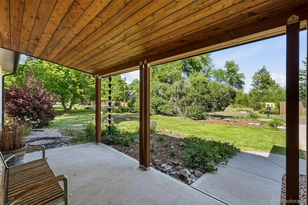 2335 Balsam Street Lakewood CO 80214
