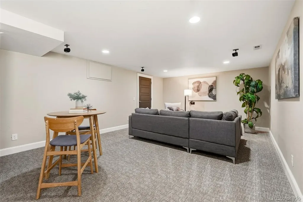2335 Balsam Street Lakewood CO 80214