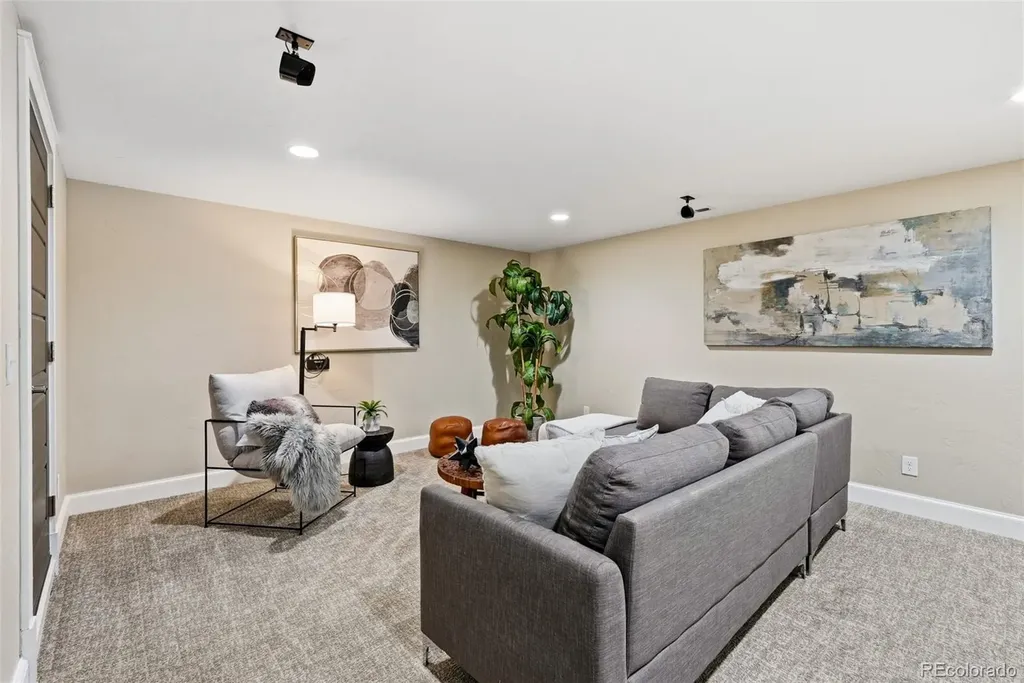 2335 Balsam Street Lakewood CO 80214