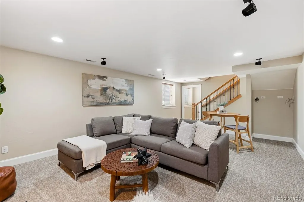 2335 Balsam Street Lakewood CO 80214