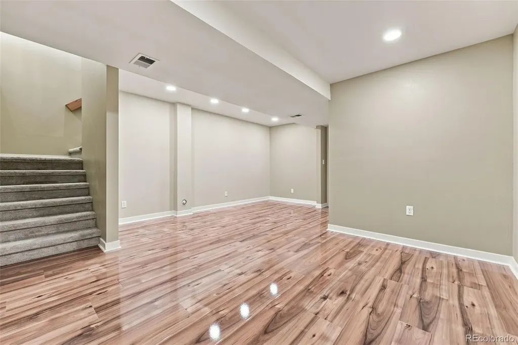 5013 S Nelson Court Littleton CO 80127