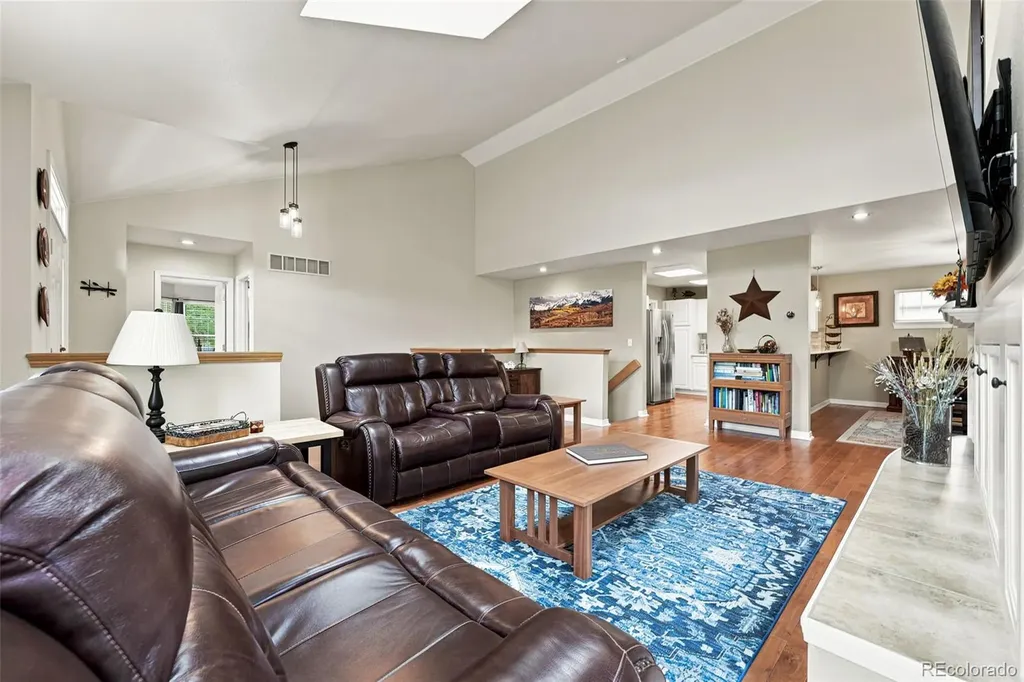 5013 S Nelson Court Littleton CO 80127