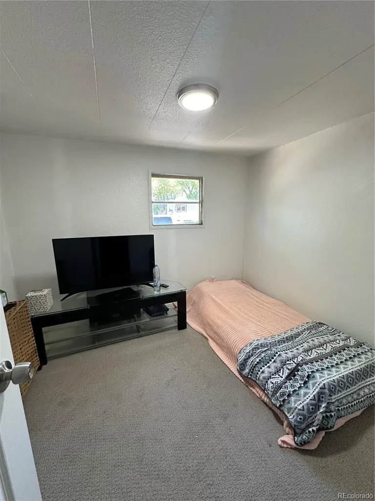220 Mount View Lane Colorado Springs CO 80907