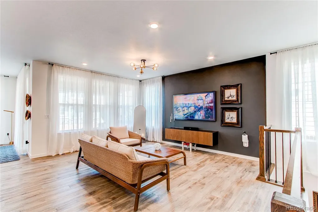24197 E Ada Avenue Aurora CO 80018