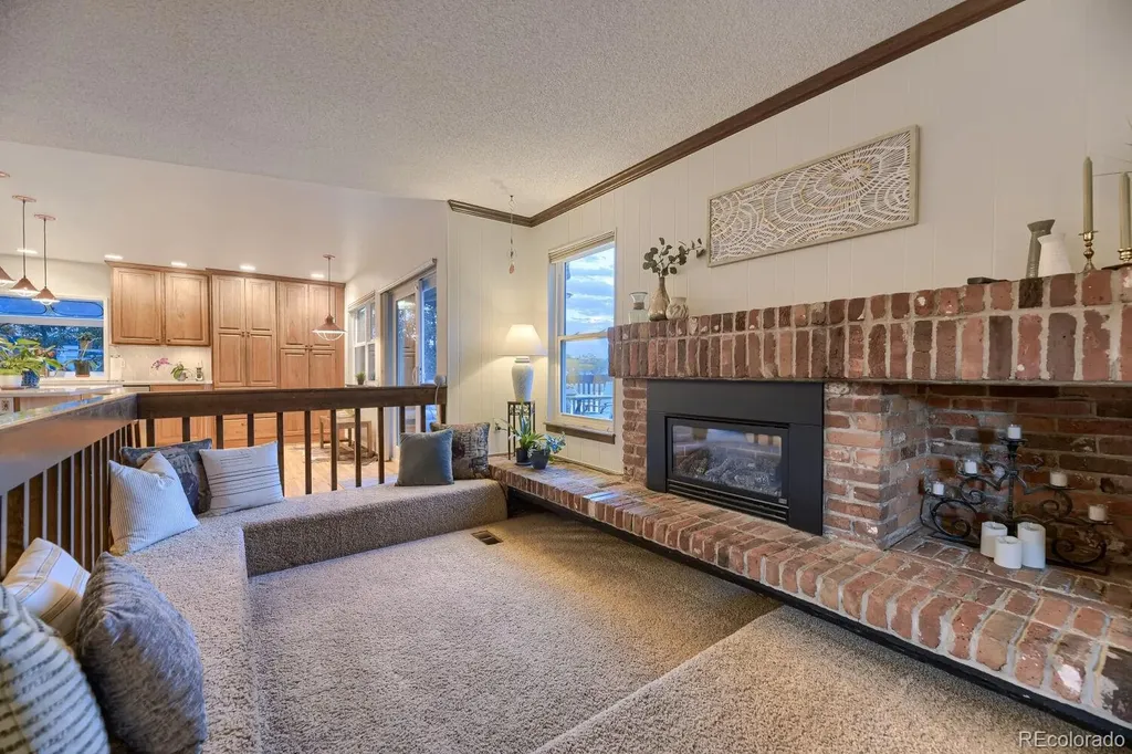 8760 W 81st Drive Arvada CO 80005