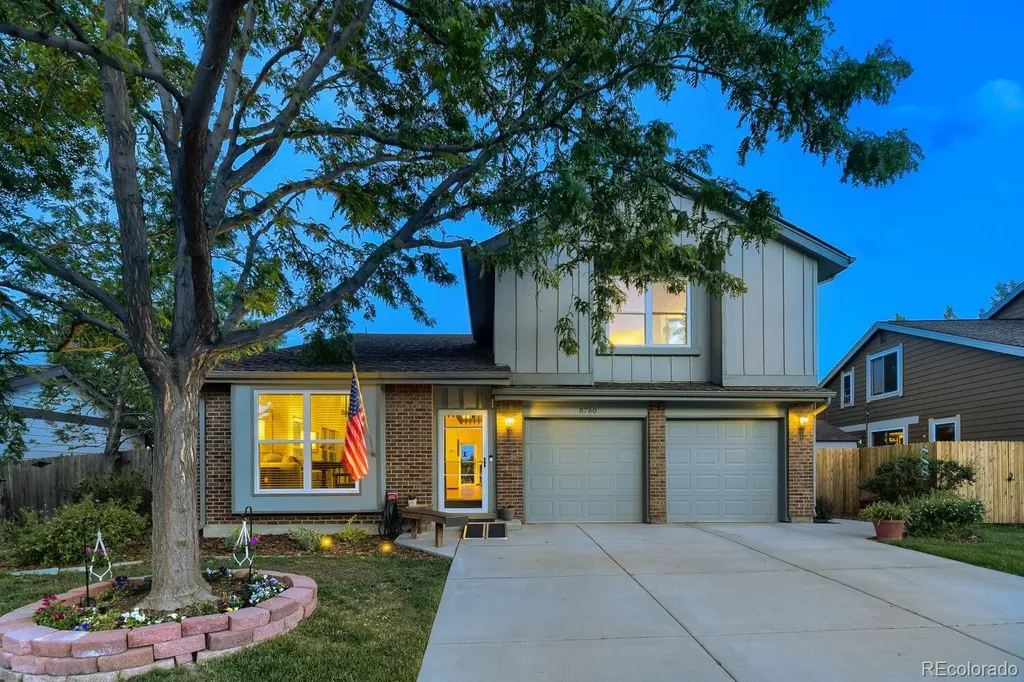 8760 W 81st Drive Arvada CO 80005