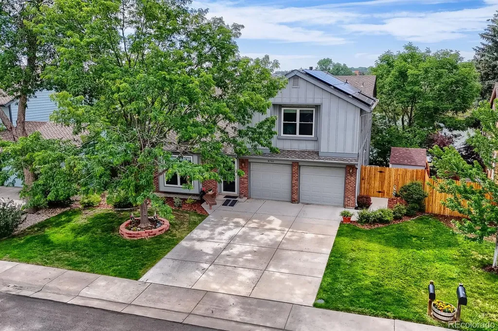 8760 W 81st Drive Arvada CO 80005