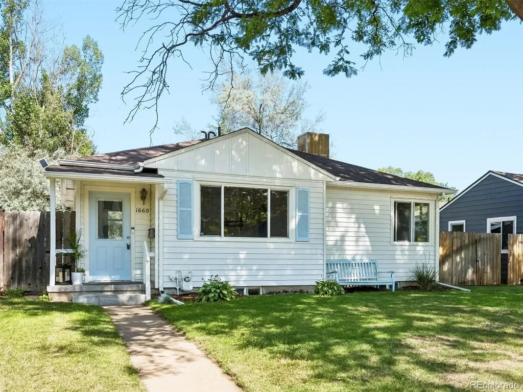 Denver CO, 1660 S Cook Street