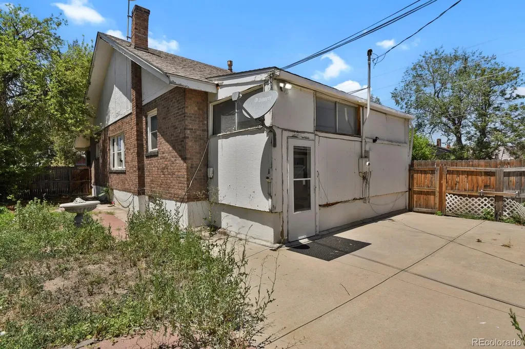 3454 N York Street Denver CO 80205