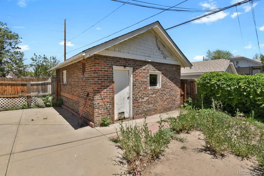 3454 N York Street Denver CO 80205