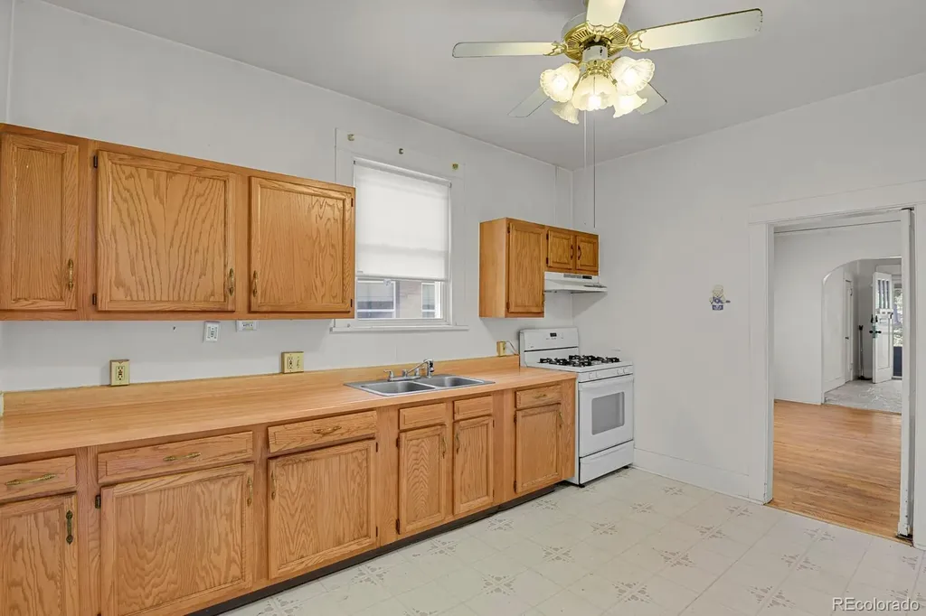 3454 N York Street Denver CO 80205