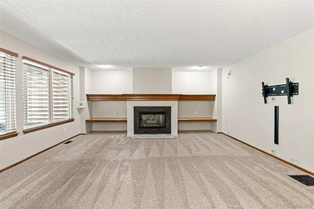 8156 W Clifton Avenue Littleton CO 80128