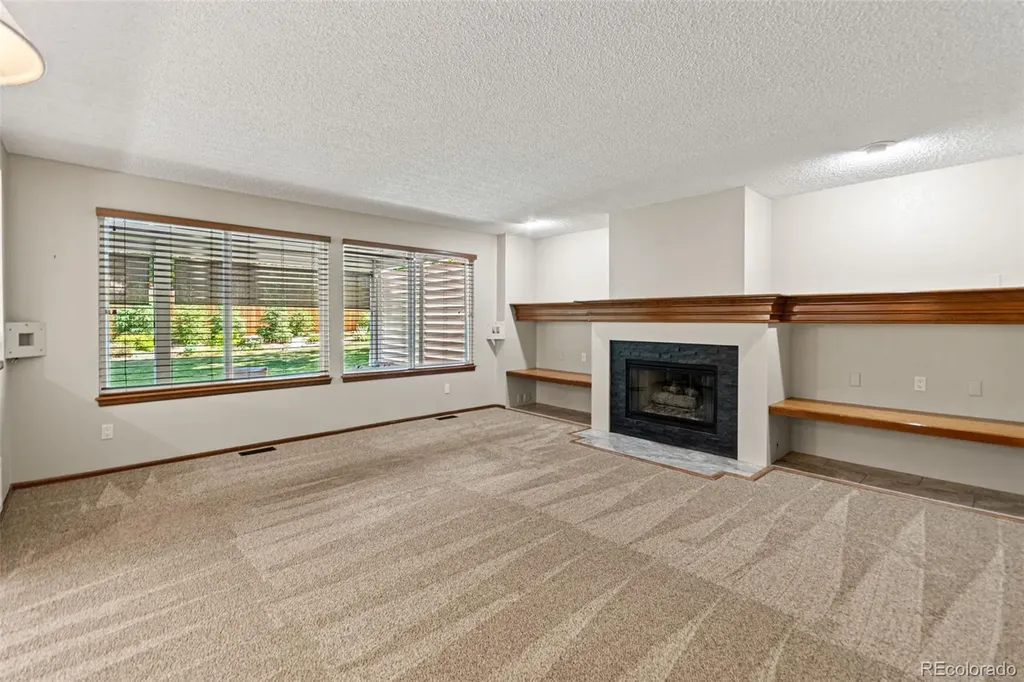 8156 W Clifton Avenue Littleton CO 80128