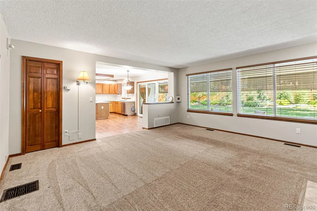 8156 W Clifton Avenue Littleton CO 80128